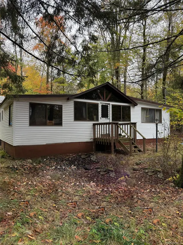 6 W Oakland Drive, Bethel, NY 12720