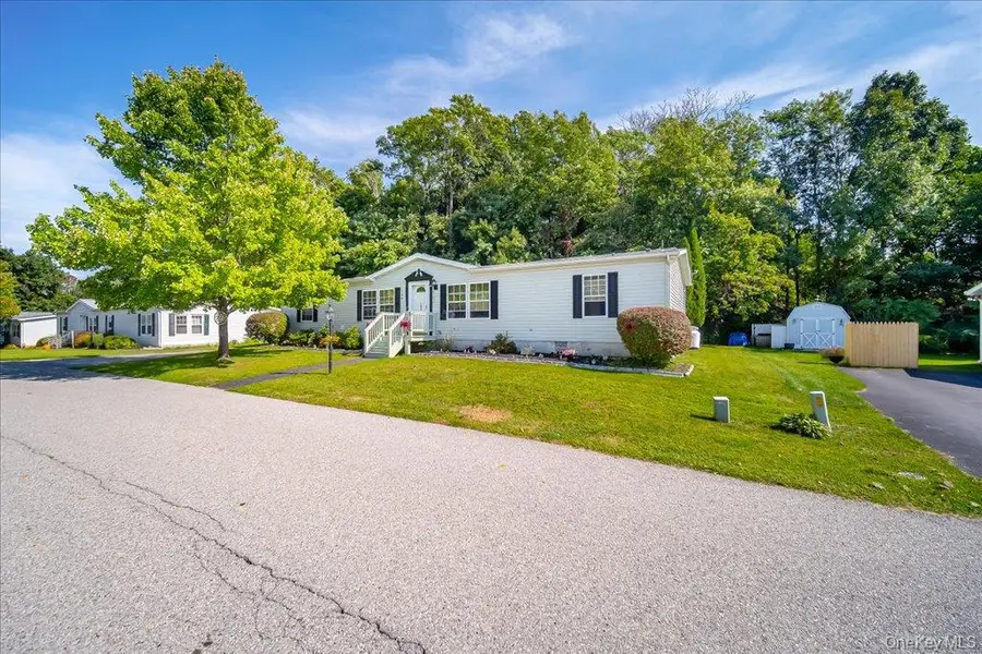 106 Winding Wood, Hopewell Junction, NY 12533 - #2
