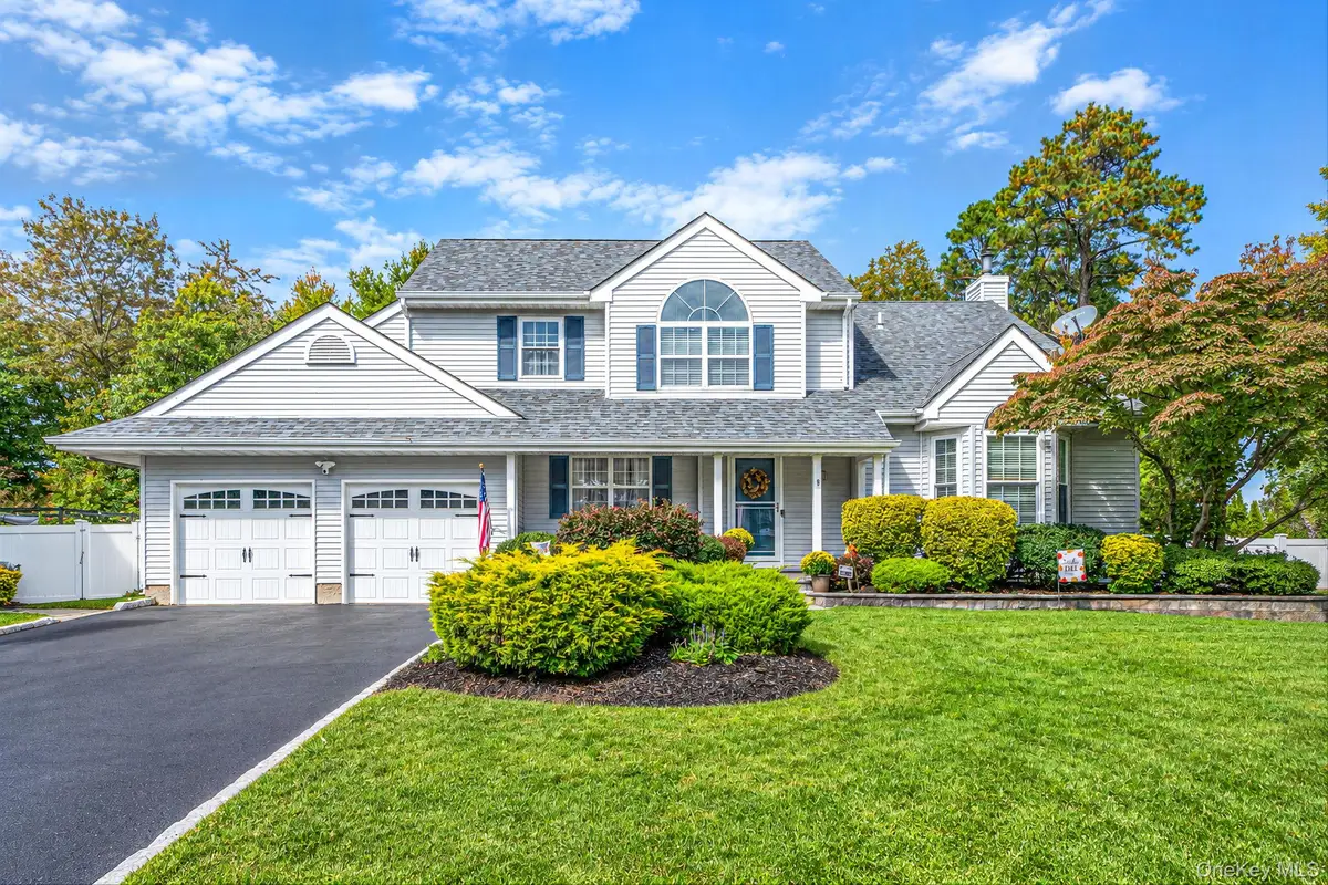 9 Alyssa Court, Holbrook, NY 11741 - #1