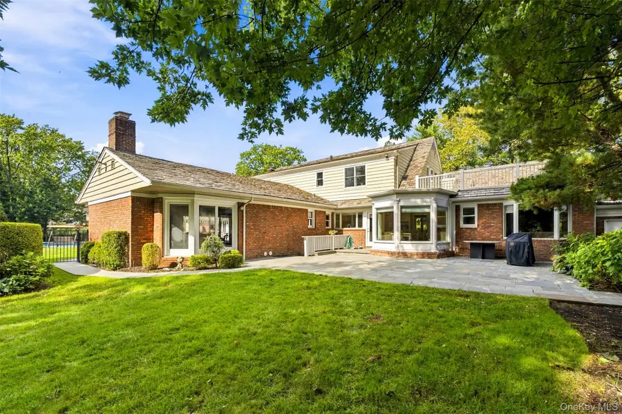 1335 Club Drive, Hewlett Harbor, NY 11557 - #2
