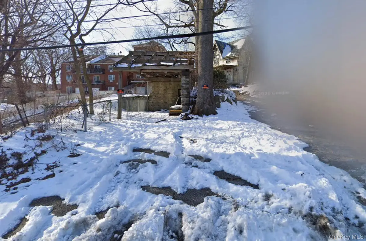 6029 Huxley Avenue, Bronx, NY 10471 - #1