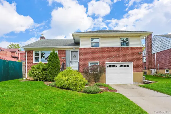 6019 246th Place, Little Neck, NY 11362
