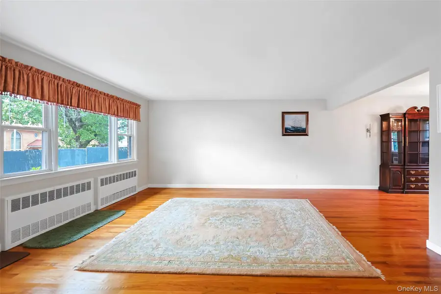6019 246th Place, Little Neck, NY 11362 - #3