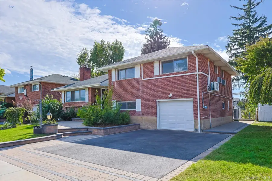 20 Willets Avenue, Syosset, NY 11791 - #3