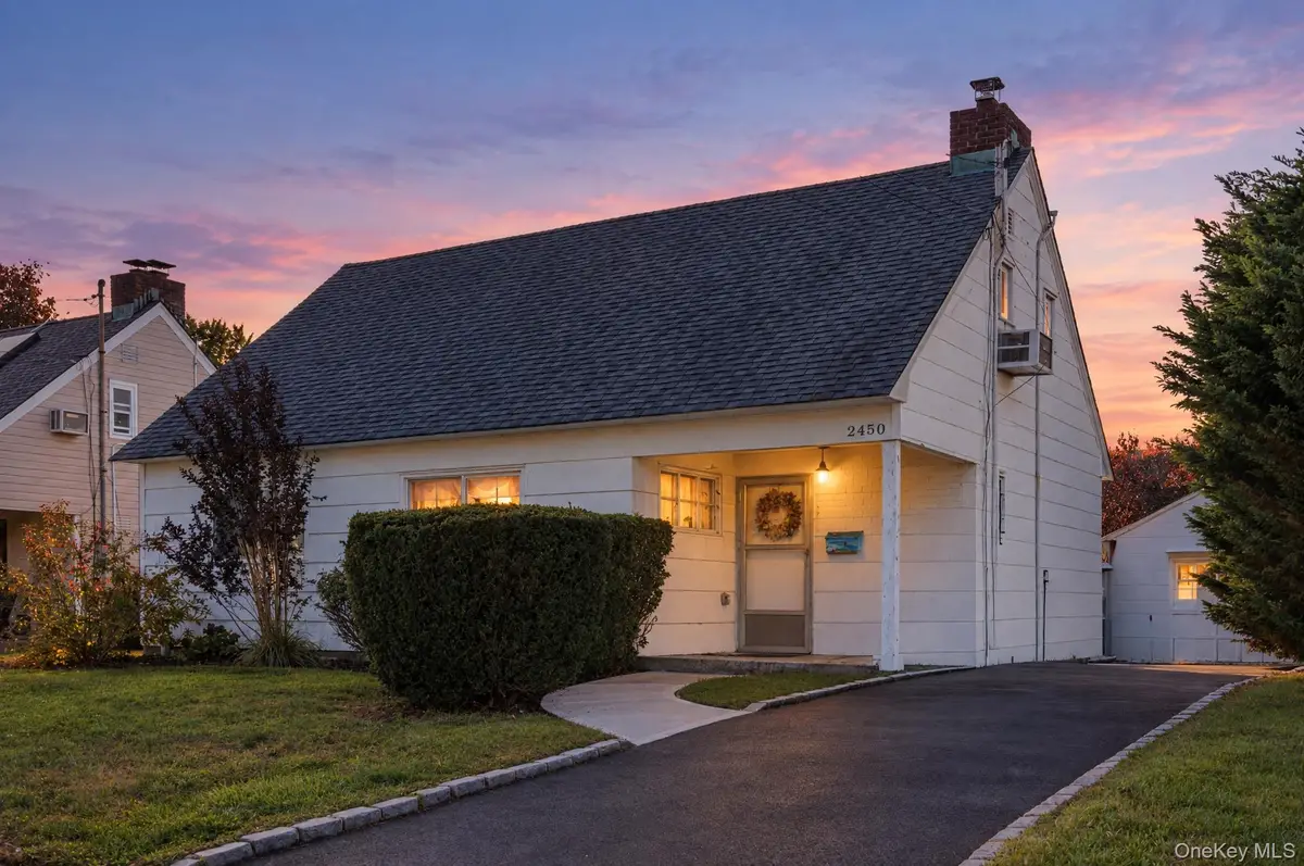 2450 Mermaid Avenue, Wantagh, NY 11793 - #1