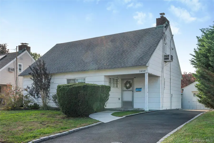 2450 Mermaid Avenue, Wantagh, NY 11793 - #3