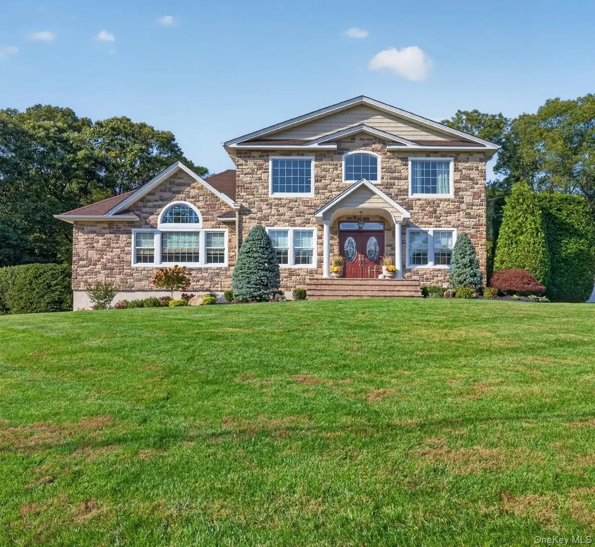 49 Harvard Drive, Plainview, NY 11803 - #1
