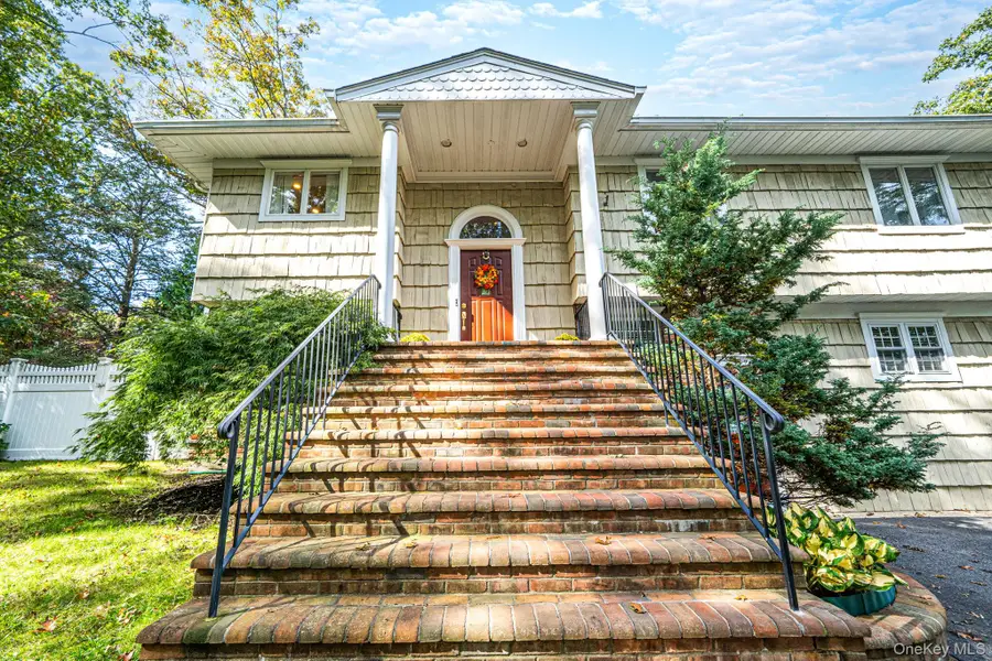 6 Wyandanch Boulevard, Smithtown, NY 11787 - #3