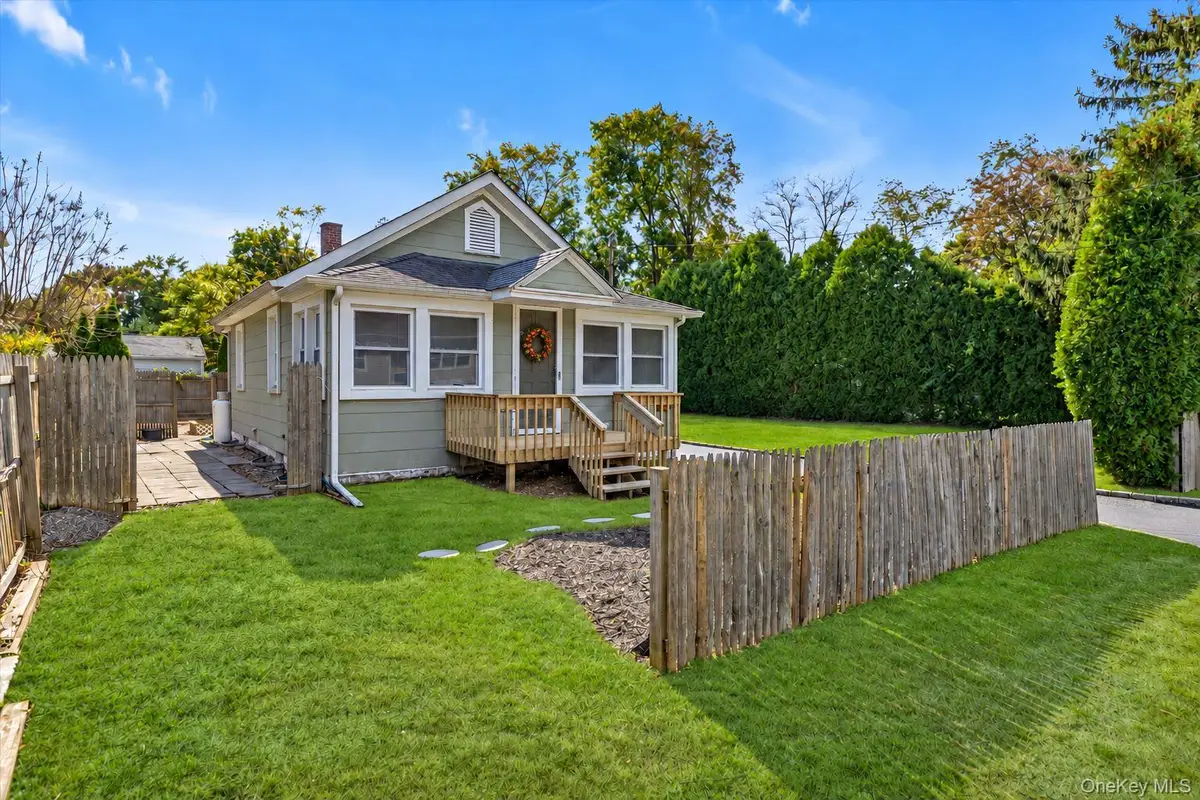 8 Rockne Street, Huntington, NY 11743 - #1