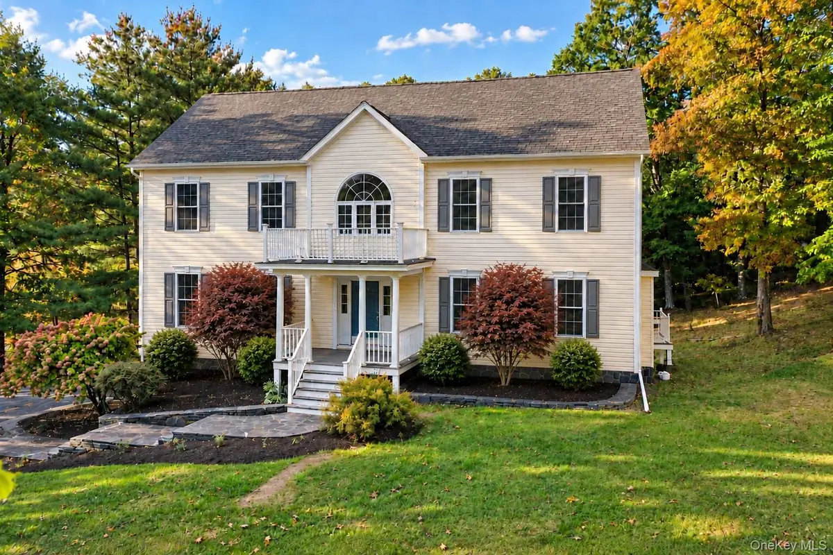 7 Stonehouse Road, Rhinebeck, NY 12572 - #1
