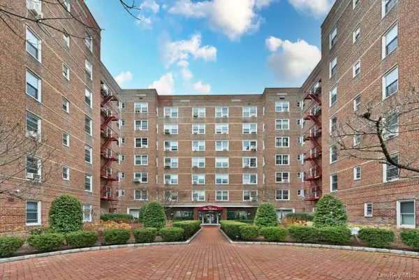 64-11 99 Street #418, Rego Park, NY 11374