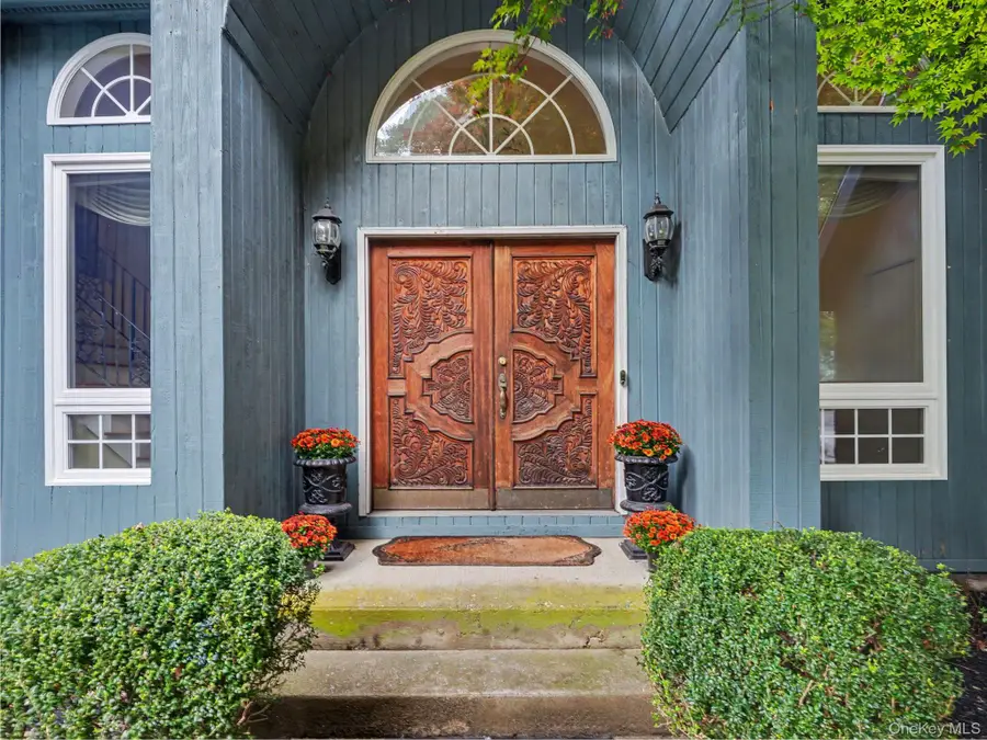 12 Westleigh Court, Carmel, NY 10512 - #3