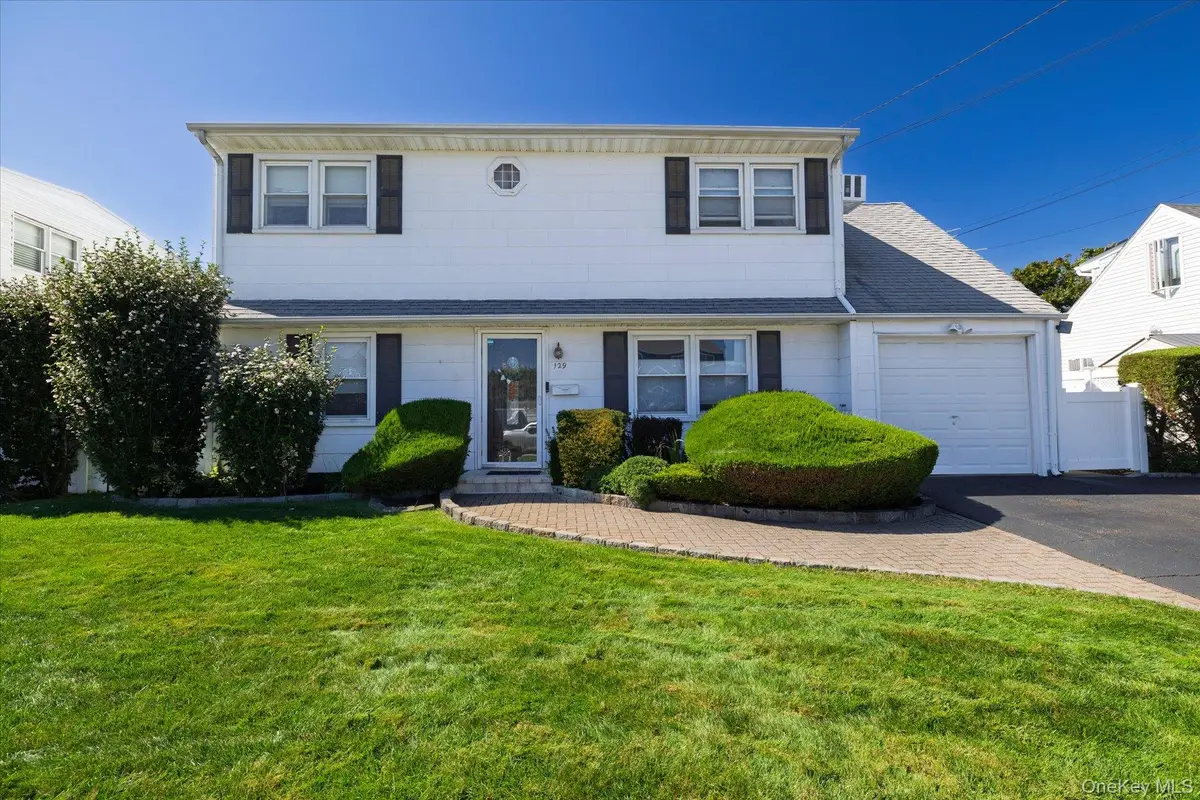 129 Arlyn Drive W, Massapequa, NY 11758 - #1