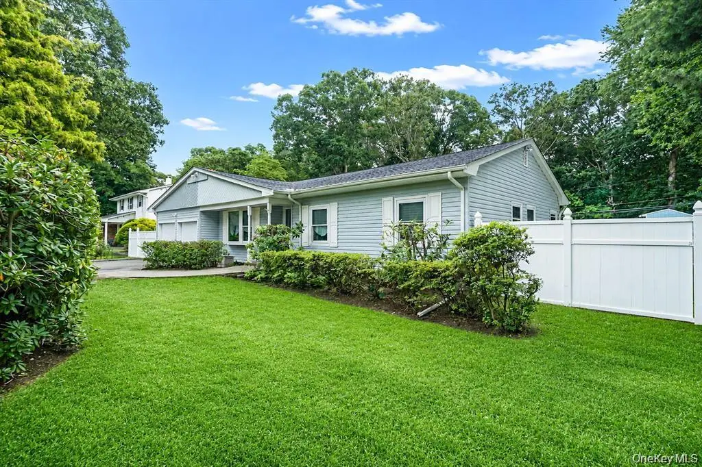 12 Beecher Street, Coram, NY 11727 - #1