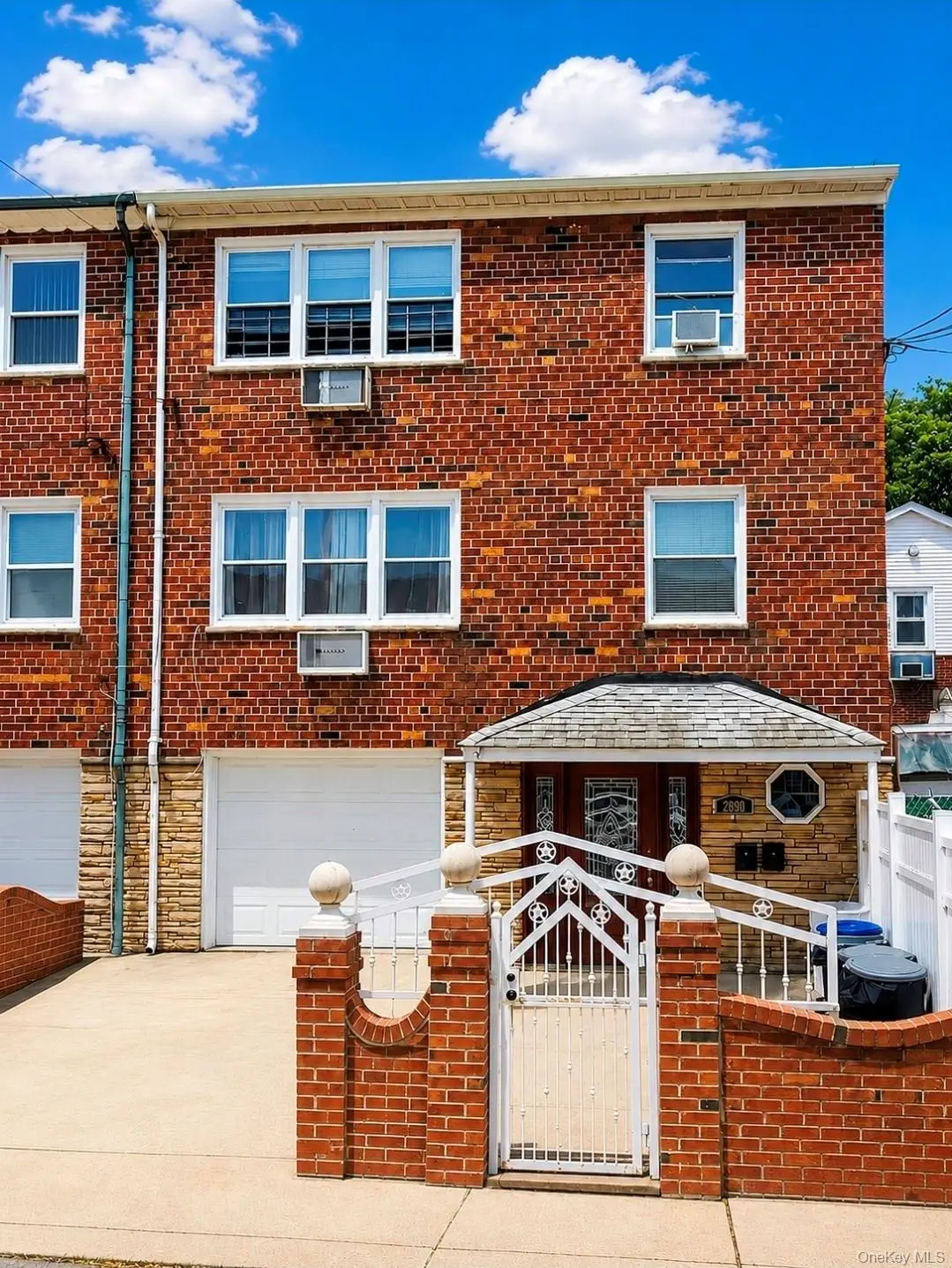 2890 E 195th Street, Bronx, NY 10461 - #1