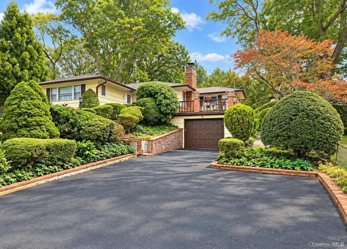 20 Liberty Street, South Huntington, NY 11746 - #1