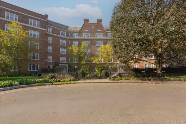 5 Midland Gardens #2L, Bronxville, NY 10708