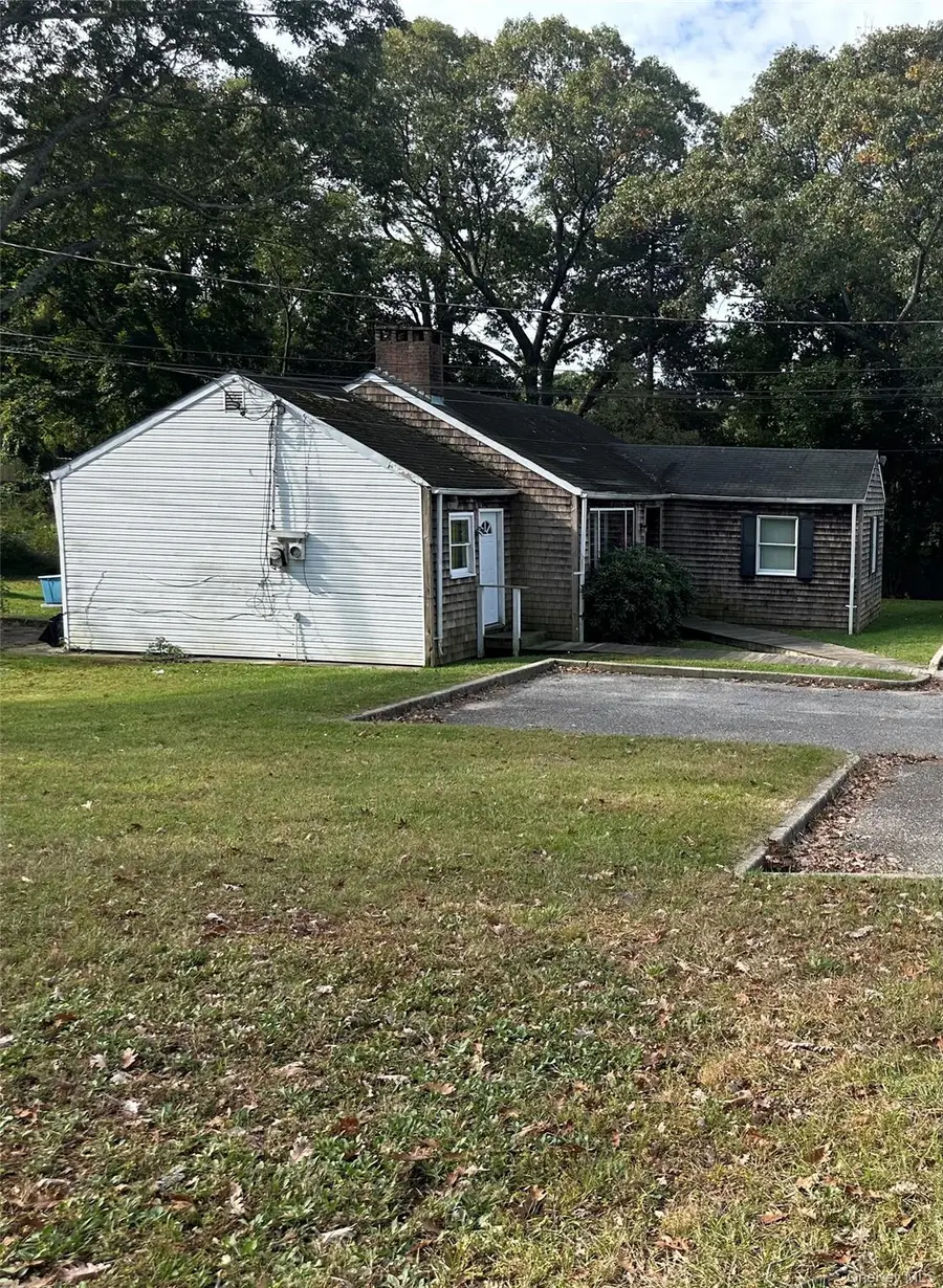 4 New Lane, Selden, NY 11784 - #2