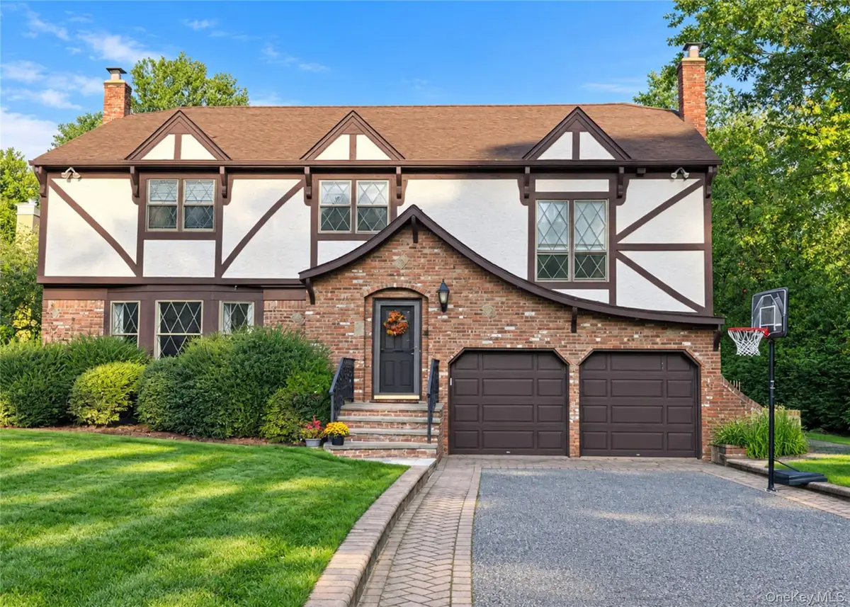 43 Pelican Court, Syosset, NY 11791 - #1