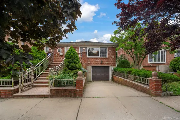 24420 73rd Avenue, Little Neck, NY 11362
