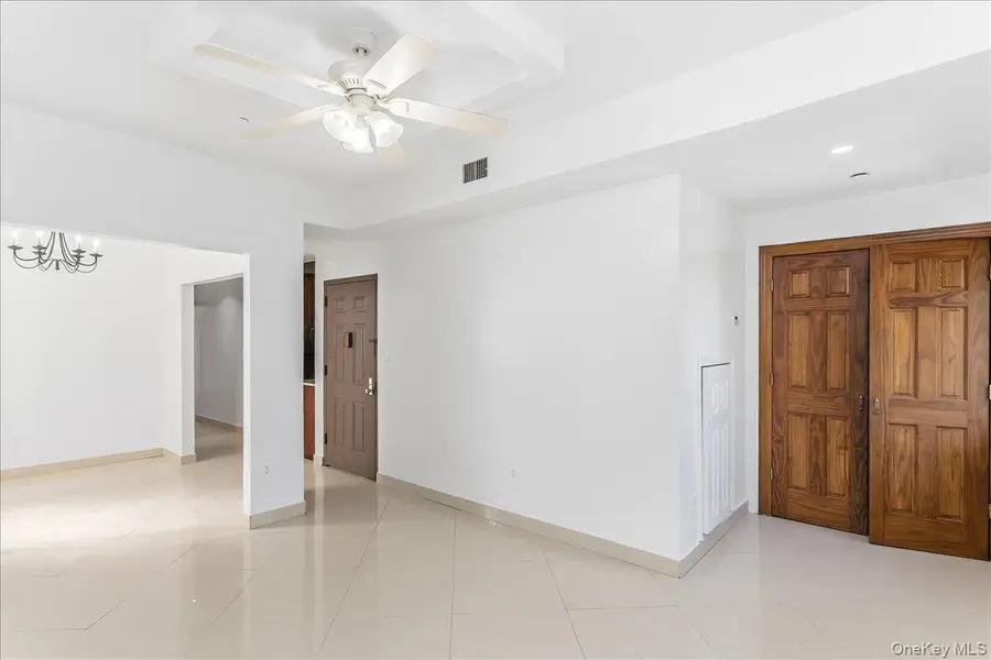 8424 Lefferts Boulevard #2C, Kew Gardens, NY 11415 - #3