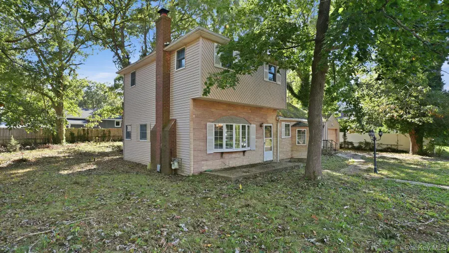 6 Cherry Lane, Lake Grove, NY 11755 - #3
