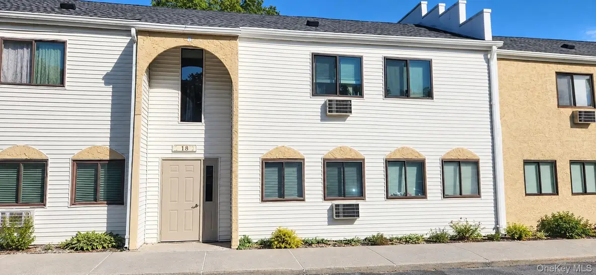 17 Carnaby Street #D, Wappingers Falls, NY 12590 - #1