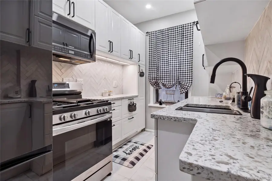 675 Walton Avenue #3M, Bronx, NY 10451 - #3