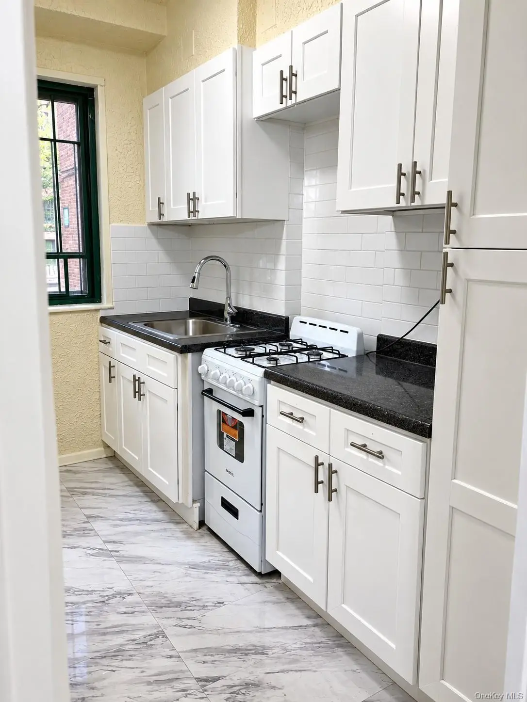 1563 Metropolitan Avenue #ME, Bronx, NY 10462 - #1