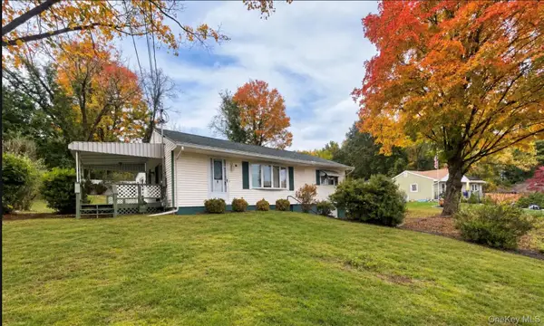 18 Westwood Drive, Newburgh, NY 12550