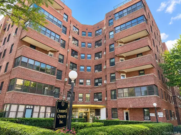 69-60 108th Street #519, Forest Hills, NY 11375