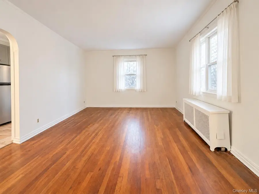 147-04 Coolidge Avenue, Briarwood, NY 11435 - #2