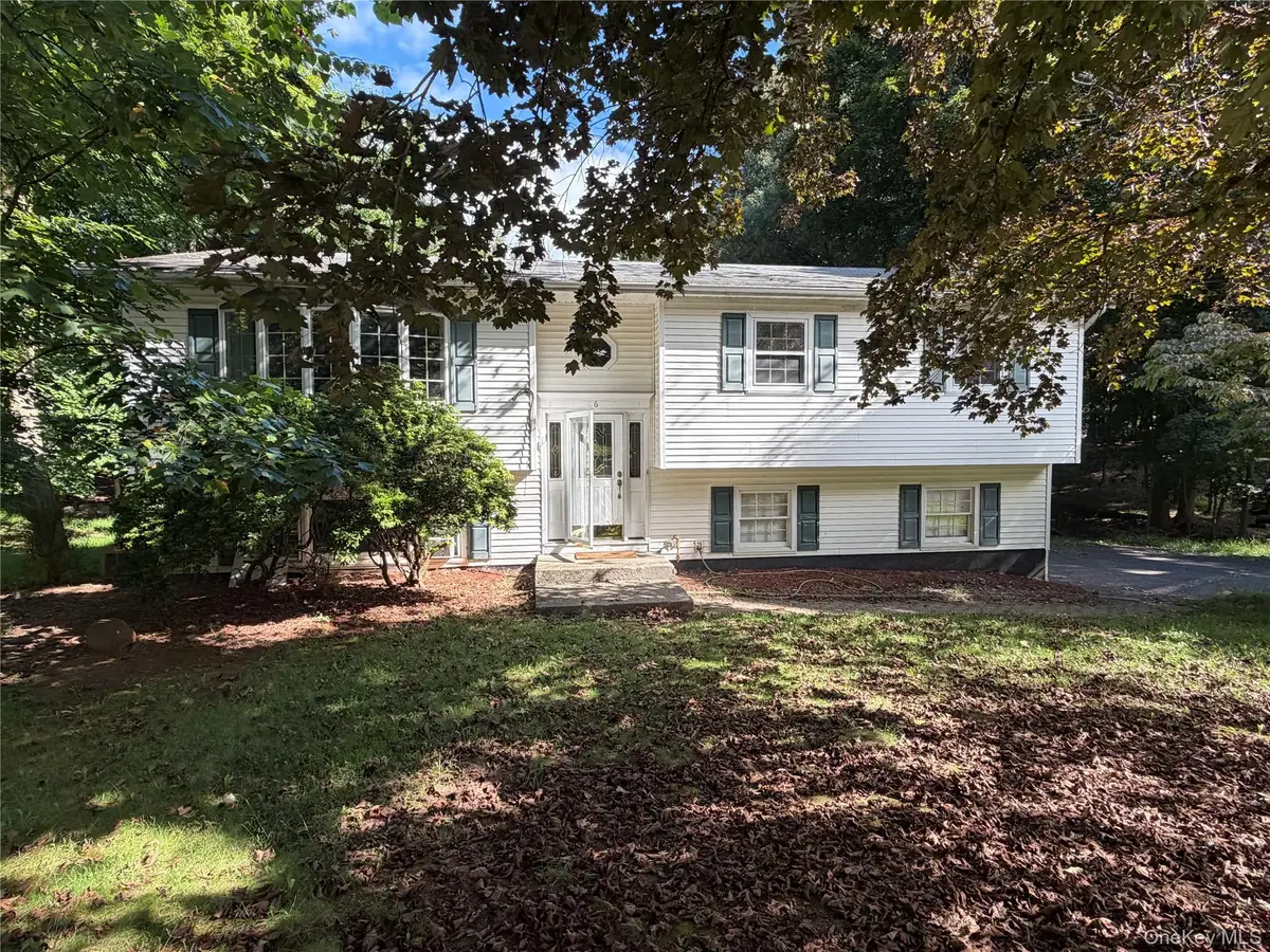 6 Bell Court, Airmont, NY 10901 - #1