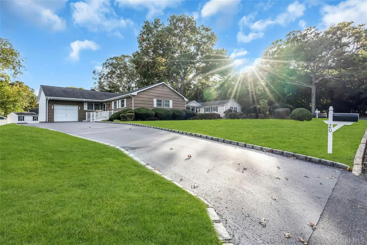 20 Victory Street, Ronkonkoma, NY 11779 - #1