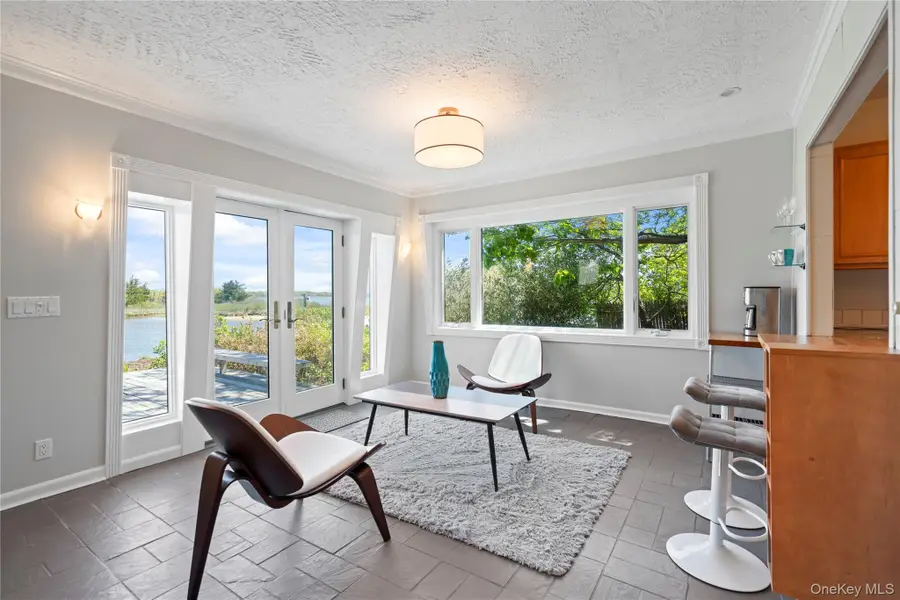 55 West End Avenue, East Quogue, NY 11942 - #3