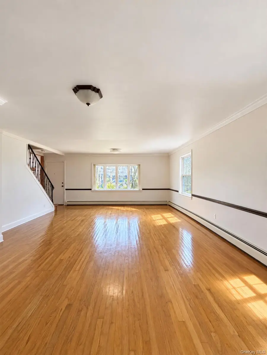 110 Swan Lane, Levittown, NY 11756 - #2
