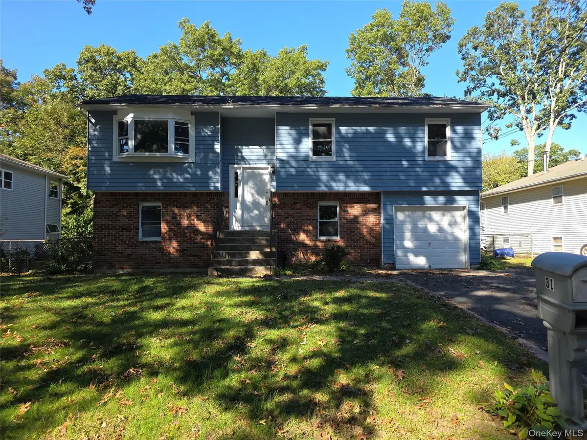 31 Depew Street, Huntington, NY 11743 - #1