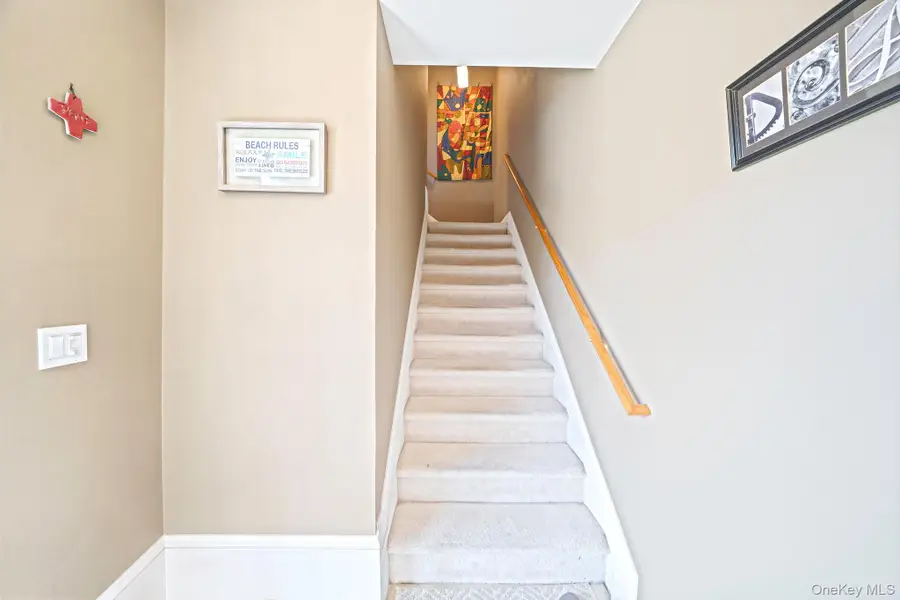 138 Maya Circle, Central Islip, NY 11722 - #3