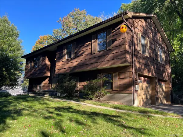 15 Rick Lane, Cortlandt Manor, NY 10567