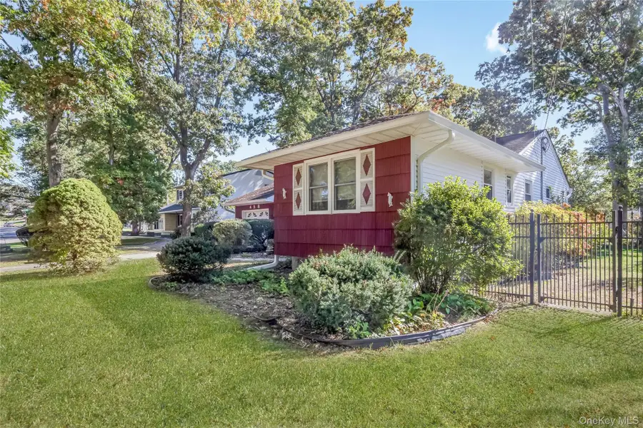 458 Johnson Avenue, Ronkonkoma, NY 11779 - #3