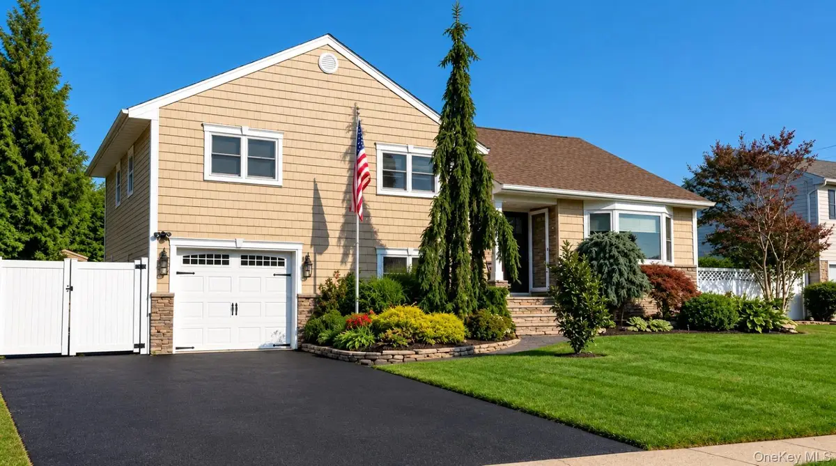 3681 Richard Lane, Wantagh, NY 11793 - #1