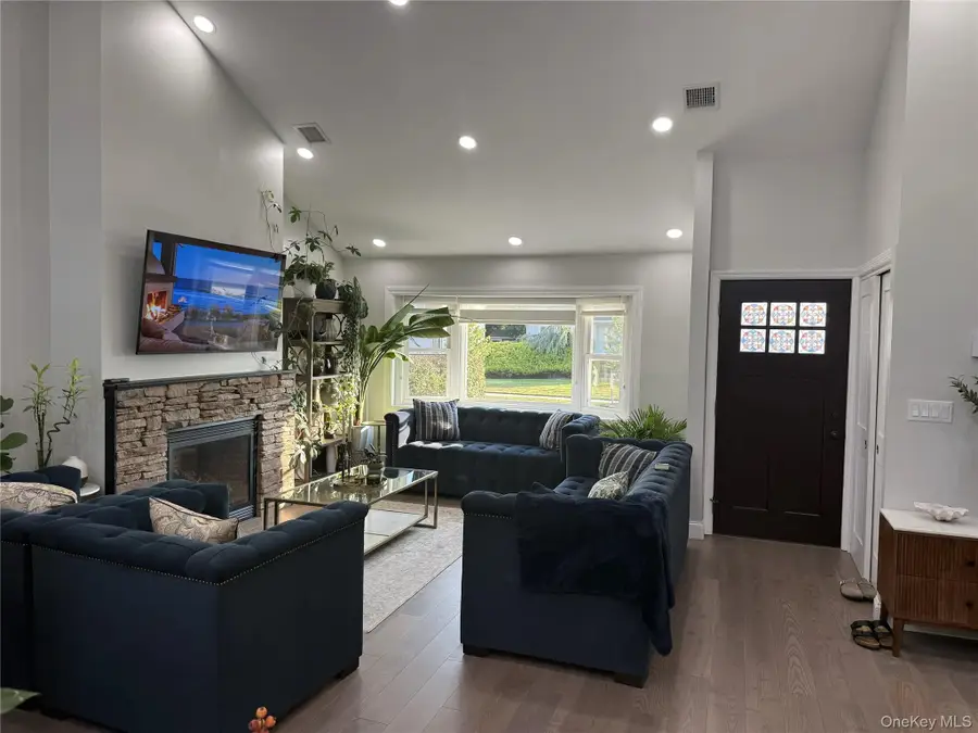 3681 Richard Lane, Wantagh, NY 11793 - #3