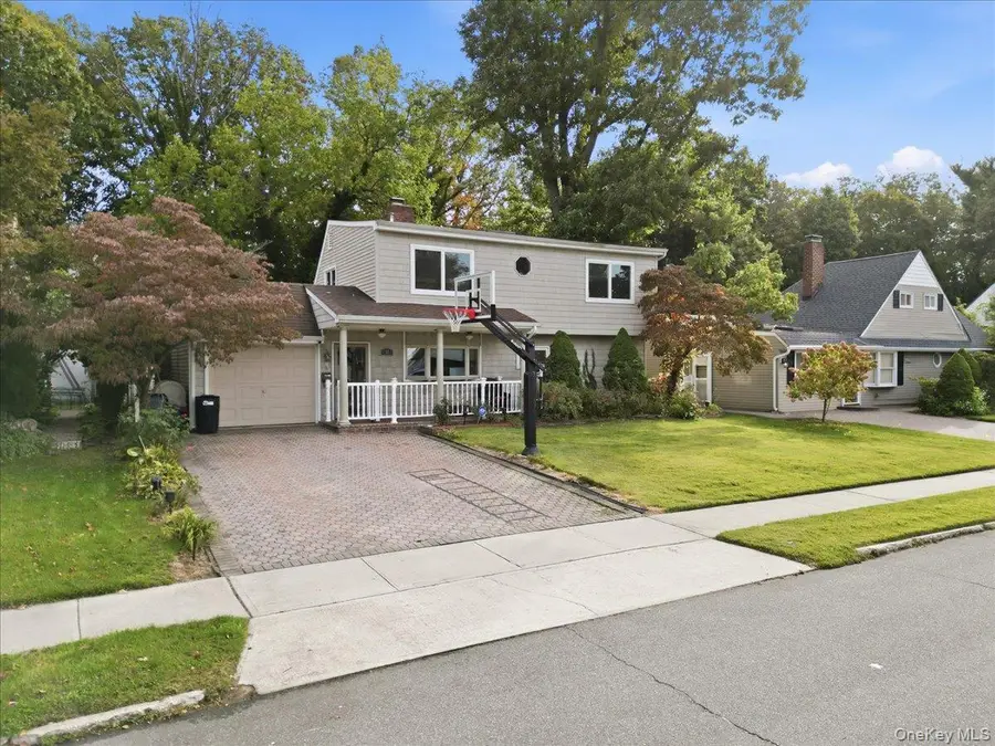 97 Cypress Lane E, Westbury, NY 11590 - #2