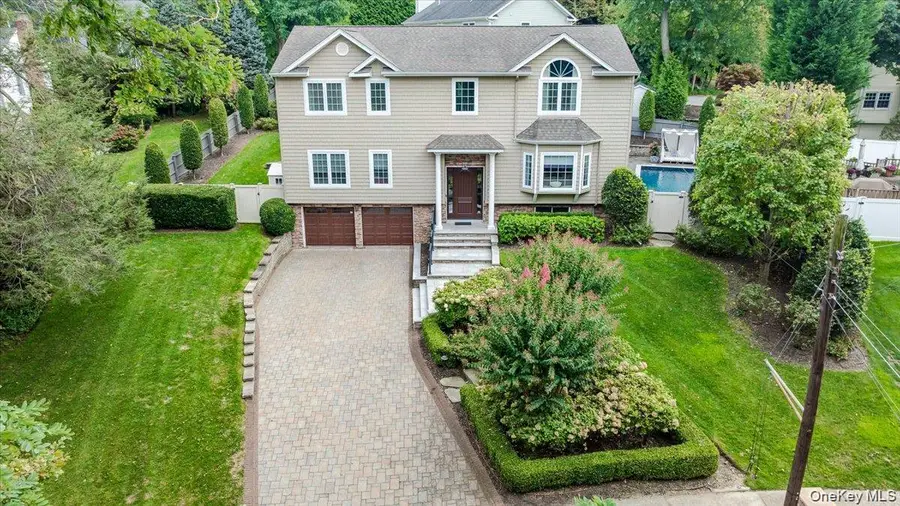 76 Bay Road, Huntington, NY 11743 - #2