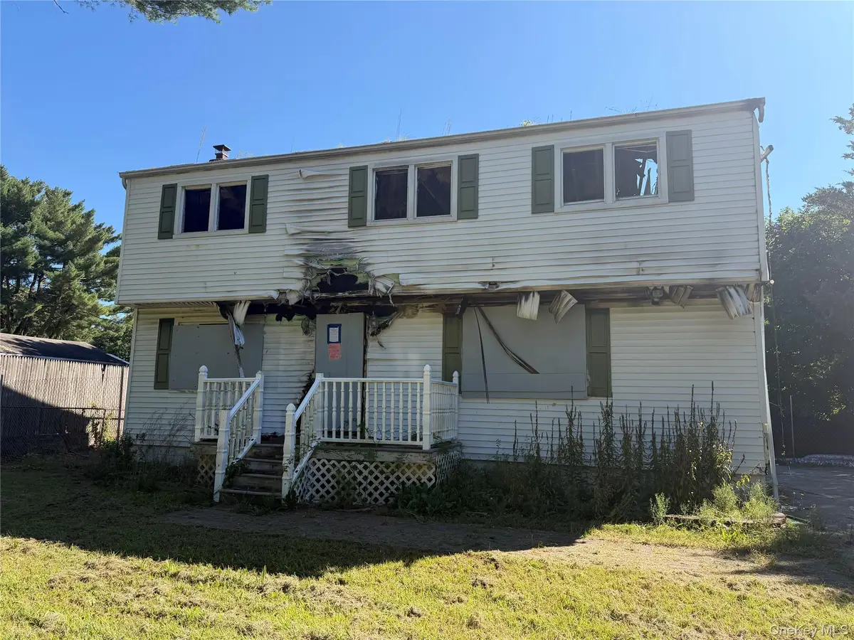 41 Fairmont Avenue, Medford, NY 11763 - #1