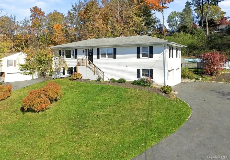 41 Saint Michaels Terrace, Carmel, NY 10512 - #2