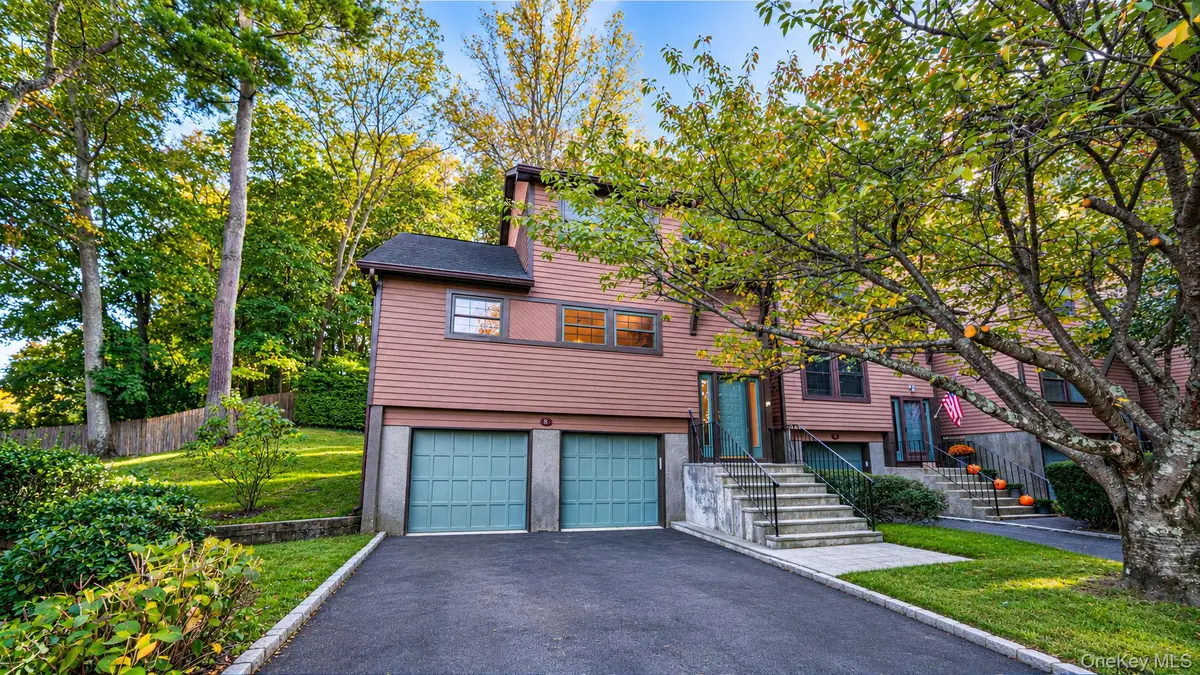 8 Adams Court, Oyster Bay, NY 11771 - #1