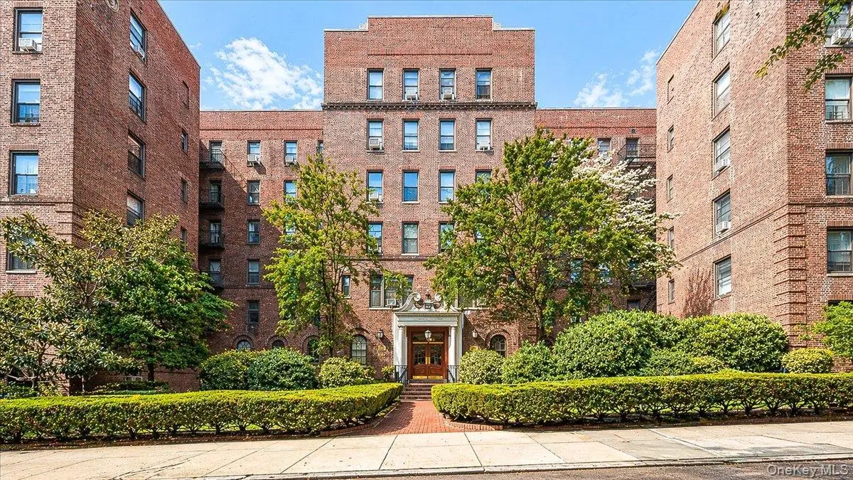 83-80 118th Street #4A, Kew Gardens, NY 11415 - #1