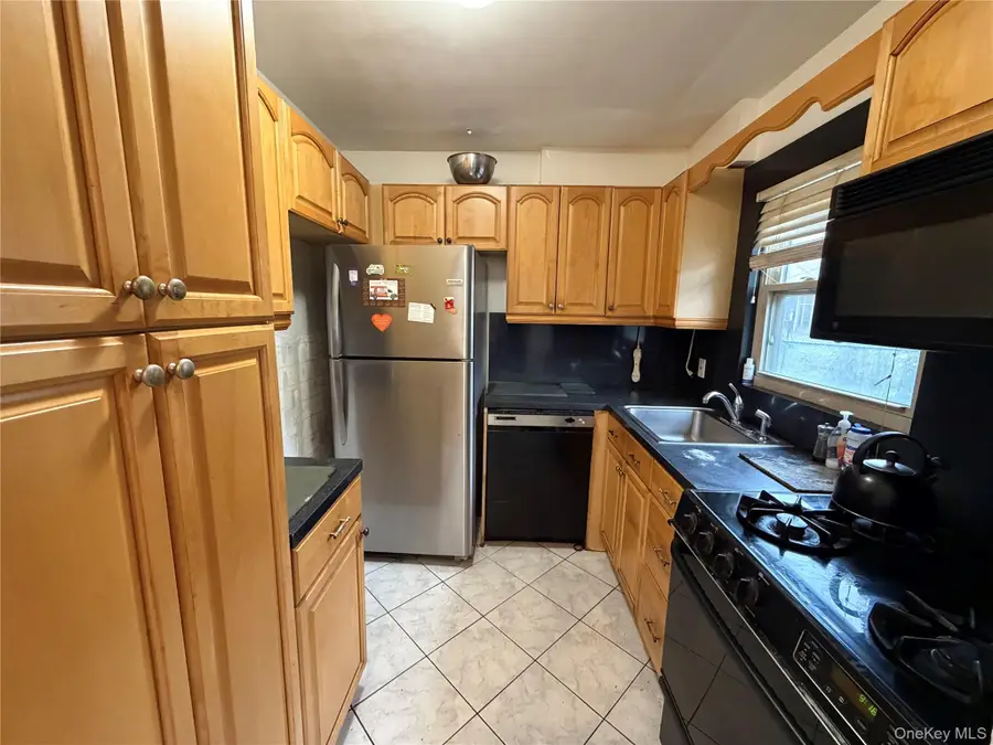 150-32 8 Avenue, Whitestone, NY 11357 - #3