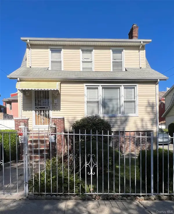 821 Cranford Avenue, Bronx, NY 10470